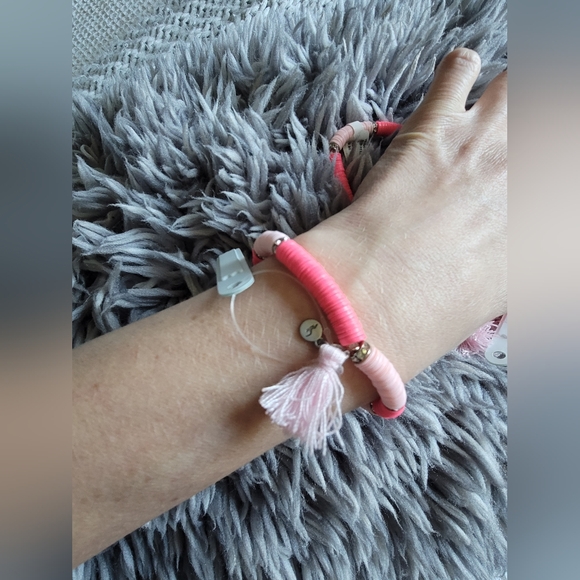 Hollister Bracelets - set of 3 - Picture 4 of 7